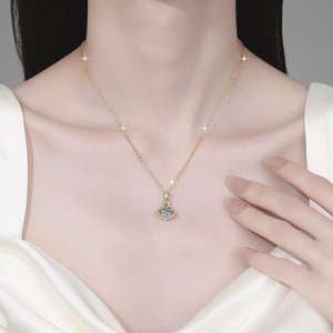 Pendentif en argent sterling 925 avec moissanite ronde taille brillant VVS1, 1 carat, cadeau élégant, bijoux fins à la mode, collier pour femmes - Product Image 6