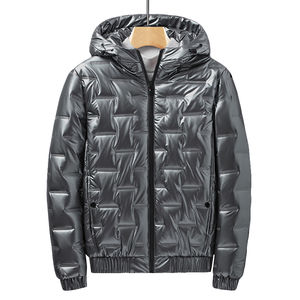 Blousons matelassés personnalisés haut de gamme pour hommes et femmes – Vêtements d'hiver à capuche de qualité supérieure pour le collège, l'école et la mode en extérieur - Product Image 5