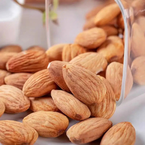 Amandes fraîches biologiques de Californie de qualité supérieure, fruits secs bruts, vente en gros, prêtes à la vente - Product Image 1