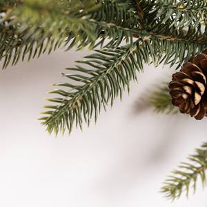 Guirnalda Navideña de Piñas y Ramas de Pino Sintético Verde de 175 cm, Guirnaldas y Coronas para Decoración Festiva de Pared Interior - Product Image 3