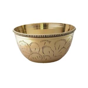 Tazón de servicio de latón de nuevo diseño con diseño hecho a mano para restaurante y hogar tazón pequeño de metal de alta calidad a bajo precio - Product Image 5