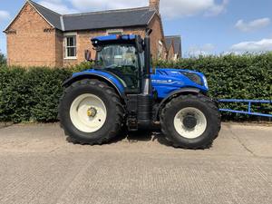 รถแทรกเตอร์ T7.300 4WD มือสองพร้อมกระปุกเกียร์ปั๊มเครื่องยนต์ใหม่และ80HP hollandd สำหรับการเกษตร - Product Image 6