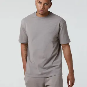 사용자 정의 로고 캐주얼 스포츠 티셔츠 남성용 고품질 패브릭 T 셔츠 대량 주문 일반 100% 면 T 셔츠