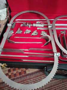 Écarteur vétérinaire monté sur table de vente supérieure pour la sternotomie conventionnelle OEM ODM meilleurs rétracteurs d'instruments chirurgicaux - Product Image 2