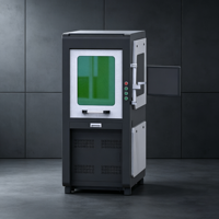 Système de marquage laser à fibre fermé de grande taille pour le marquage permanent des métaux, des numéros de série, des codes-barres, des codes QR, des logos et des graphiques