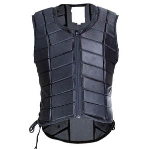 Chaleco de equitación de diseño ligero y ajuste cómodo con tela transpirable y uso suave y cómodo. - Product Image 1