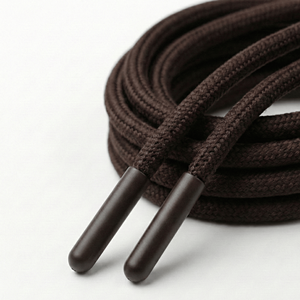 Cordones Ajustables de Plástico para Sudaderas y Bolsas, Venta al Por Mayor |   Accesorio Resistente al Agua con Recubrimiento Ecológico y Logotipo Personalizado - Product Image 4
