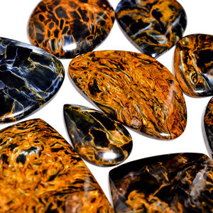 พลอยพีเทอร์ไซต์ธรรมชาติคุณภาพดีที่สุด รูปทรงคาโบชองแบบคละขนาด น้ำหนัก 4-15 กรัม ขนาด 10-60 มม. สำหรับทำเครื่องประดับ - Product Image 4