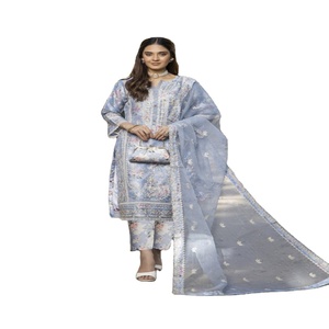 Vestidos Panjabi pakistaníes bordados de Organza para mujer en trajes de tres piezas de Organza Diseñadores paquistaníes de Dr Haris Vol MIRAAS - Product Image 1