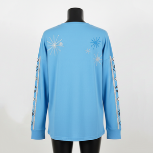 T-shirt à manches longues en jersey de coton premium bleu ciel avec panneau de manche et strass, personnalisable par transfert thermique (logo) - Product Image 2