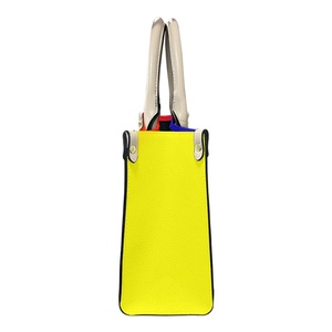Bolso de Mano HWEDOTSY TM con Forro de PU, Bolso de Mano de Cuero PU de Alta Calidad para Mujer, Diseño Personalizado con Elementos Únicos, Venta al por Mayor 20 - Product Image 5