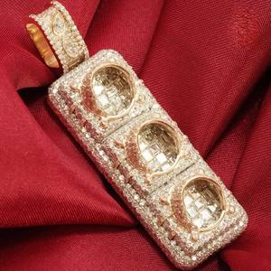 Pendentif vertical en argent 925 avec nom et lettre, style hip-hop très populaire, avec diamant moissanite glacé D VVS - Product Image 5