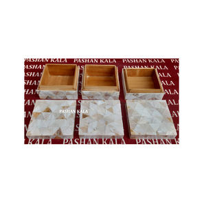 Pierre de nacre naturelle faite à la main avec boîte de forme carrée en bois poli à la main meilleure qualité conception unique vadrouille boîte en bois - Product Image 1