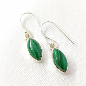 Boucles d'oreilles pendantes en malachite tendance, 3,0 grammes - Product Image 1