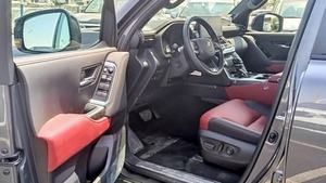 Toyota Land Cruiser GR Sport 2024 Usado, Automático, 6 Asientos, Cuero, Cámara Trasera, Emisión Euro III, 8L - Product Image 2