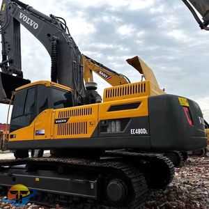 Excavadora Volvo EC480DL de Segunda Mano en Oferta, Modelo Mini de Servicio Pesado con Motor Cummins, 6 Toneladas de Peso Operativo, Precio Bajo - Product Image 5