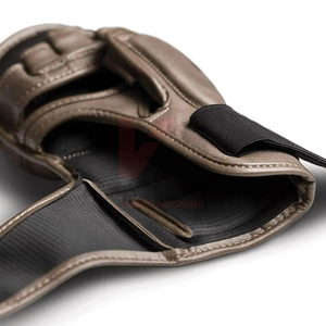 Gants de combat MMA noirs de haute qualité, logo personnalisé, gants de tir MMA les plus vendus, gants d'entraînement et de compétition de boxe - Product Image 3