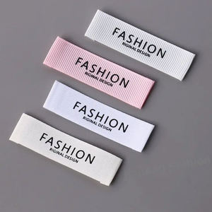 Écussons tissés personnalisés à thermocoller, bordure surélevée durable, étiquettes tissées, logos personnalisés - Product Image 3