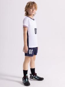 Maillot de football pour hommes et enfants, tissu sublimé personnalisé, chemise de sport, kits de club, service de découpe automatisé OEM, vêtements de football pour jeunes - Product Image 4