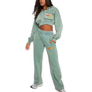 Wholesale Custom Casual <b>Fleece</b> Quick Dry Breathable <b>Lined</b> Zip-Up Crop <b>Hoodie</b> Baggy Sweatpants Tracksuit Cargo Pockets for Women - Product Image 1