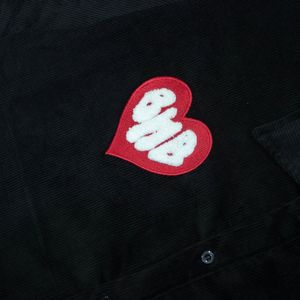 Maßgefertigte Kurzarm-Oversize-Cordhemden mit Knöpfen und Doppeltaschen für Herren Satin-gefüttertes Cordhemd Unisex - Product Image 5