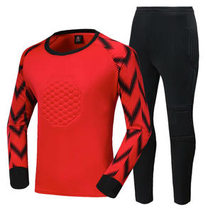 Vente en gros d'uniformes de gardien de but de football personnalisés maillot rembourré à manches longues et short kit de gardien de but de football professionnel - Product Image 4