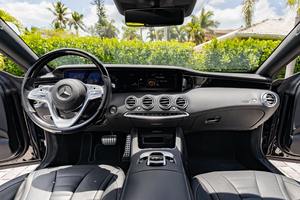 Mercedes-Benz S560 4Matic Coupé 2019 usado de primera calidad ~7,800 millas, V8 biturbo de 463 hp - Product Image 4