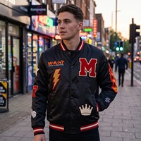 Blouson Bomber en Satin Personnalisé pour Homme avec Patchs en Chenille Brodés, Doublure Sublimée, Style Universitaire Baseball, OEM, Streetwear Respirant