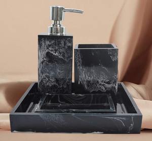 Conjunto de accesorios de baño de resina ecológica estándar, diseño de lujo moderno de Color personalizado para uso doméstico en hoteles, Angel ArtisanVibe - Product Image 6