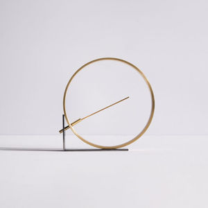 Porte-encens élégant en laiton doré poli, grand support en aluminium, parfait pour la décoration de la maison, la vaisselle et l'utilisation de Bakhoor - Product Image 5