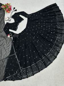 Style Bollywood Femme Noir Sequin Brodé Lehenga Choli avec Dupatta Faux Georgette Semi Cousu Taille 42 pour l'hiver - Product Image 6