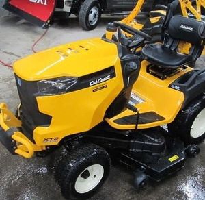 Tractor de jardín cortacésped Cub Cadet XT2 GX54 D barato y con descuento - Product Image 2