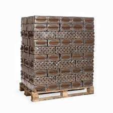 Briquettes de bois Pini Kay Produit de machines à briquettes de haute qualité - Product Image 2