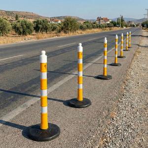 Yellow Reflective Delineator <b>Post</b> 110 X 8 cm Pack of 10 for Roadway & Traffic Safety - Product Image 1