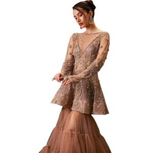 Conjunto de Kurta Sharara bordado a mano marrón con lentejuelas y Dupatta para fiesta de boda, recepción festiva, ropa para ocasiones - Product Image 2