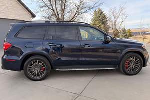 Mercedes-AMG GLS 63 2019 Usado, Motor V8 Biturbo, Tracción en las Cuatro Ruedas, Color Azul Lunar Metalizado, Procedente del Oeste, Mayormente sin Modificaciones - Product Image 2