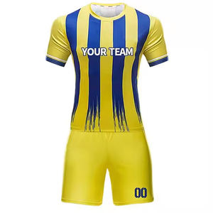 Vente en gros de vêtements de football personnalisés pour hommes, ensemble d'uniformes personnalisables, vêtements de sport par sublimation, y compris maillot de football, maillot de football - Product Image 3