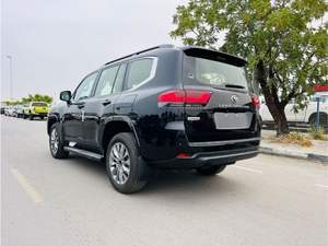 Precio Directo de Fábrica 2025 Toyota Land Cruiser VX 3.3L Diésel, Asientos VIP de Lujo MBS y Techo con Luces de Estrellas - Product Image 2