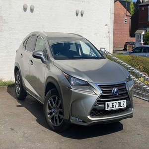 USADO LHD/RHD 2017 L E X U S NX 300H 2,5 LUJO - Product Image 1