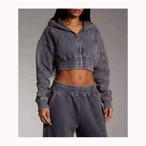 Sweat à capuche pour femme, tissu doux, coupe ample, logo personnalisé, cordons de serrage pour tenues décontractées, mode urbaine, voyage et style de vie actif quotidien - Product Image 1