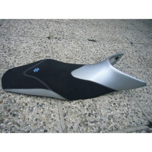 Kit Coprisella in Alcantara per Moto Suzuki 750 GSR 600 - Product Image 1