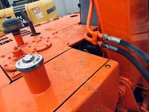 Excavatrice sur chenilles Hitachi EX60 d'occasion de 6 tonnes avec cylindre hydraulique Excavatrice sur chenilles d'occasion à vendre - Product Image 4