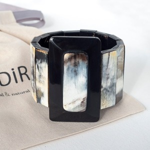 Brazaletes de Cuerno de Búfalo Pulido para Mujer |   Joyería Artesanal Sostenible - Product Image 4