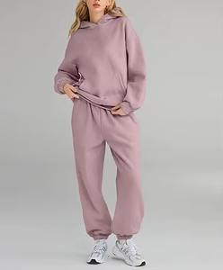 Conjunto de sudadera con capucha y joggers en blanco de gran tamaño para mujer, Conjunto de sudadera al por mayor, fabricante OEM - Product Image 2