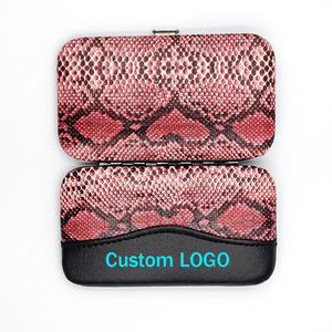 Juego de manicura y pedicura al por mayor con cortaúñas y rizador de pestañas herramientas de aseo de acero inoxidable con estuche de cuero PU - Product Image 6