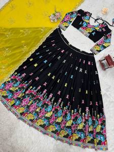 NEW LAUNCHING NAVRATRI SPECIAL LEHENGHA CHOLI for PARTY with ATTRACTION <b>MIRROR</b> WORK REVERSER & CASUAL STYLE - Product Image 6