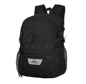 Sac à dos de football unisexe personnalisé de grande taille avec plusieurs compartiments et poches en polyester, idéal pour le sport et les voyages - Product Image 6