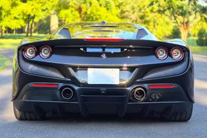 Ferrari F8 Tributo d'occasion propre, modèle 2022 - Product Image 3