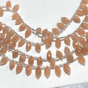 Cuentas de Briolette con forma de marquesa facetadas de piedra lunar de melocotón natural, piedras preciosas al por mayor para suministros de joyería - Product Image 2