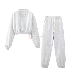 2025 logotipo personalizado mujer gimnasio Fitness ropa deportiva Yoga sudaderas y pantalones de chándal ropa de calle camisa corta de algodón para damas - Product Image 3